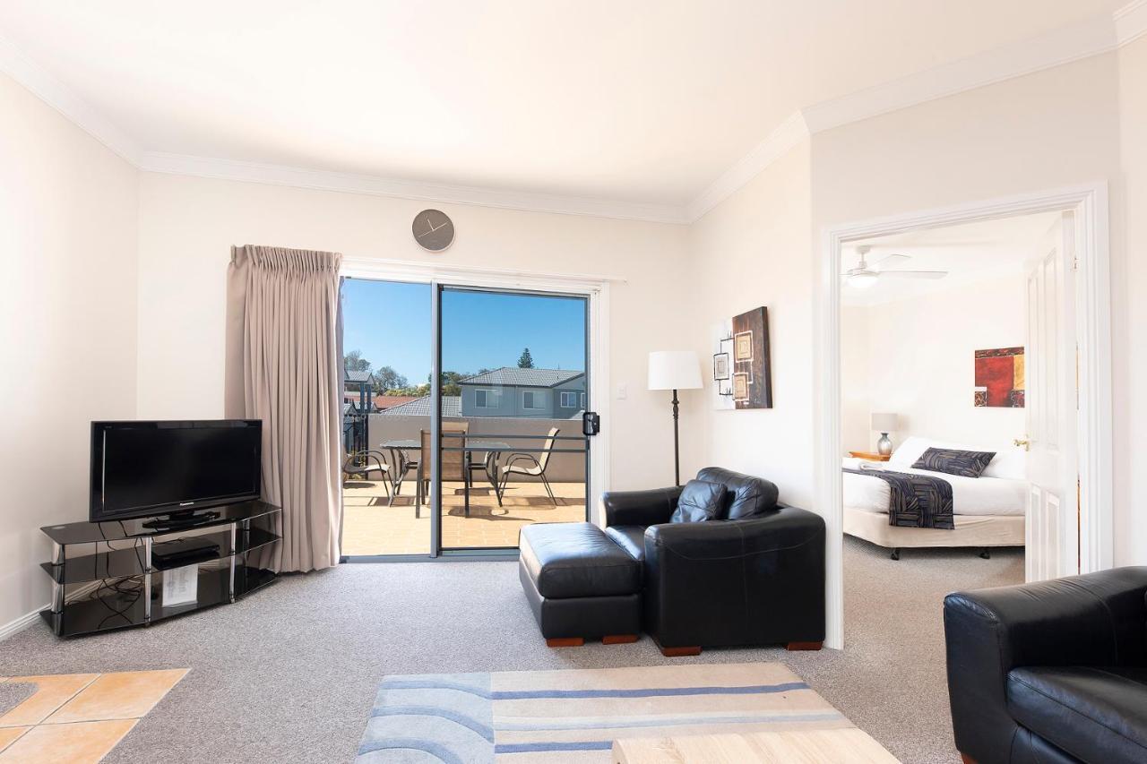 Meridian Beachside Resort 3*